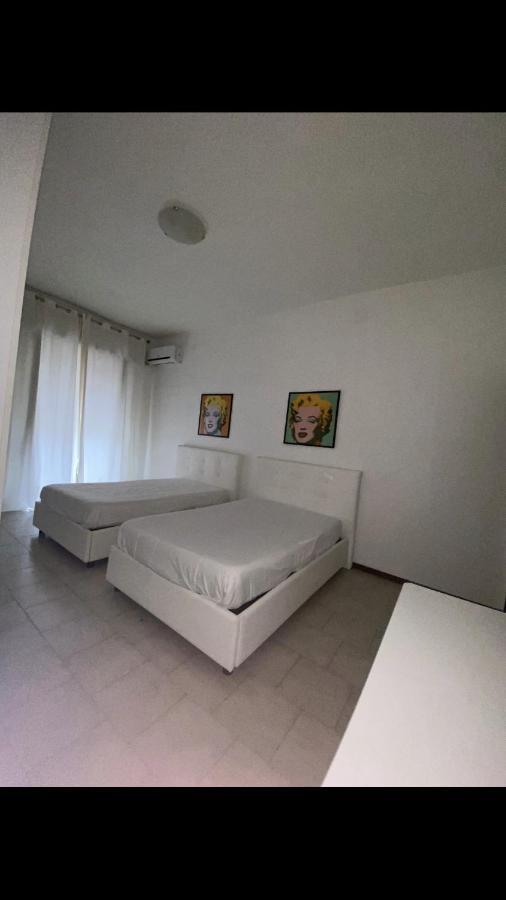 A Casa Di Titty *